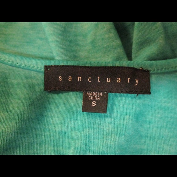 🔴 SANCTUARY Dahlia Kingston Cold Shoulder Tee - Picture 3 of 9